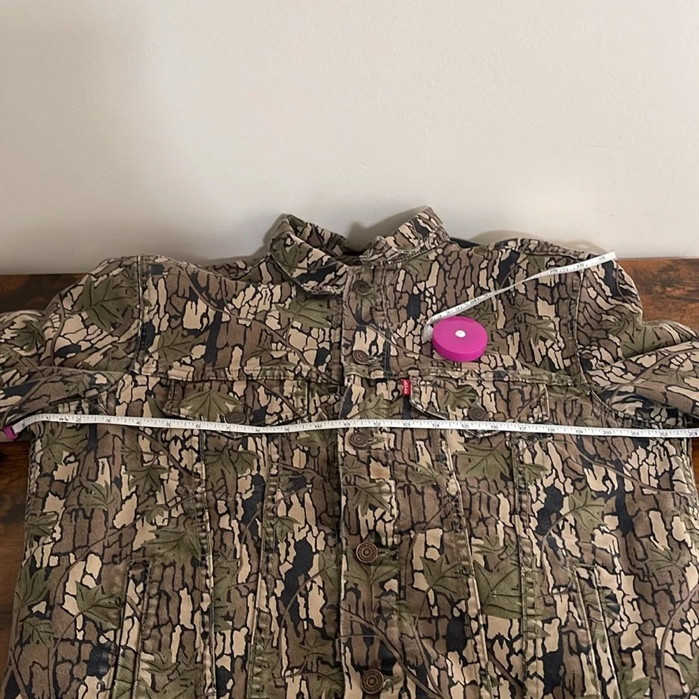 ☀️Sale☀️ Supreme x Levi’s Bark Camo Sherpa Trucker Jacket FW 2013 size large - Picture 10 of 10